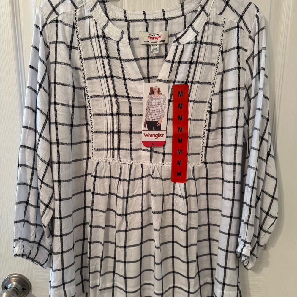 Wrangler Women’s Plaid Shirt NWT